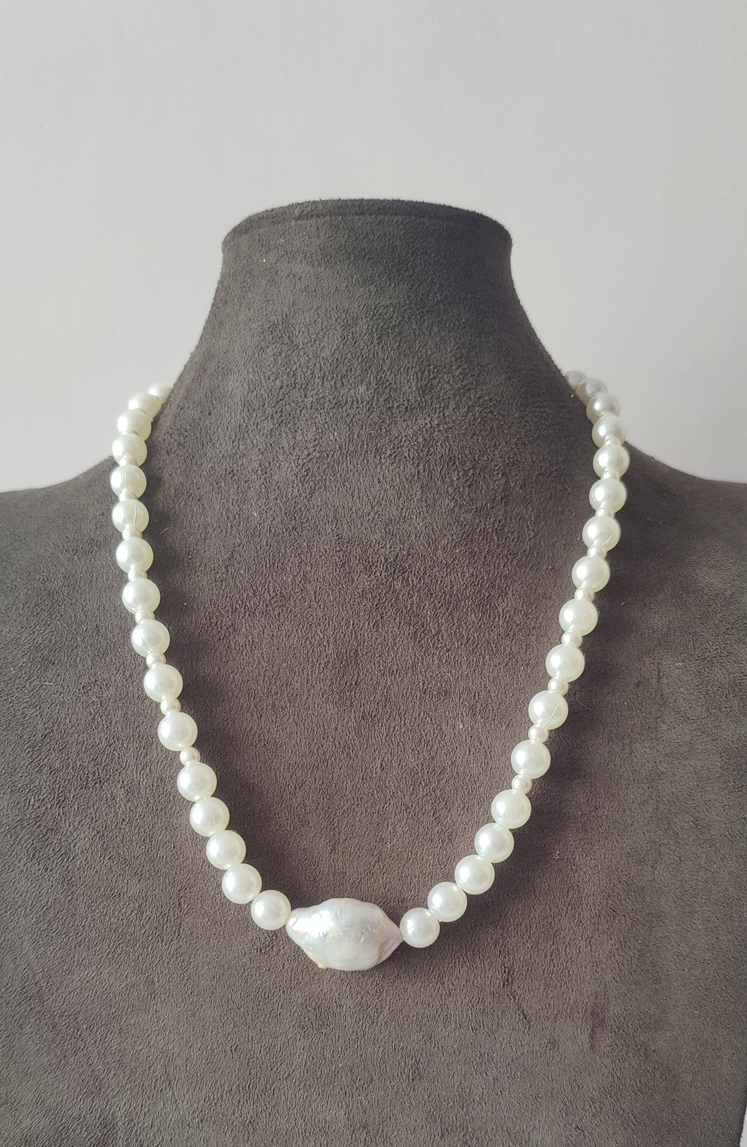 Shell Baroque Necklace