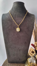 Load image into Gallery viewer, Stone Pendant Necklace
