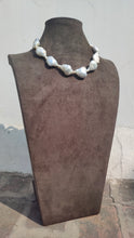 Load image into Gallery viewer, Jackie Necklace
