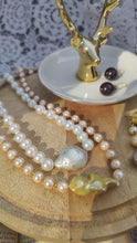 Load image into Gallery viewer, Shell Baroque Necklace
